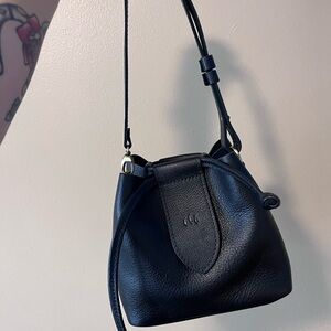 Portland Leather Black Shoulder Bag